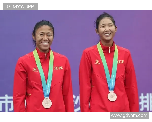 南京排球队荣登全国排球灵活性排行榜第三名展现卓越实力 南京排球队荣登全国排球灵活性排行榜第三名展现卓越实力